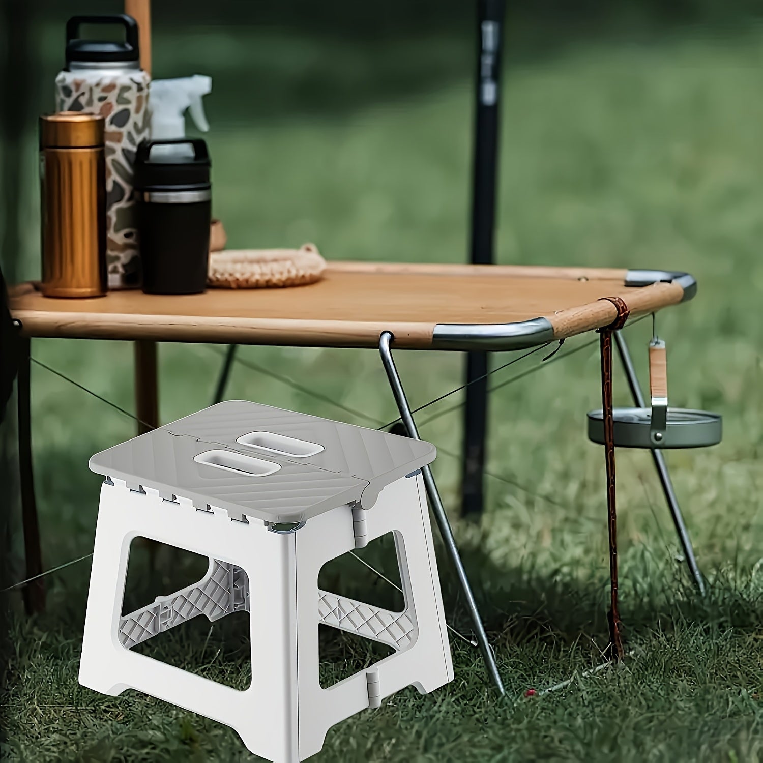 1pc Gray Folding Stool - Modern Style, Durable ABS Plastic, Portable & Compact Design for Indoor & Outdoor Use, No Assembly Needed, Lightweight & Easy to Store, Perfect for Camping, Picnics, and Home Decor, Stool Foldable