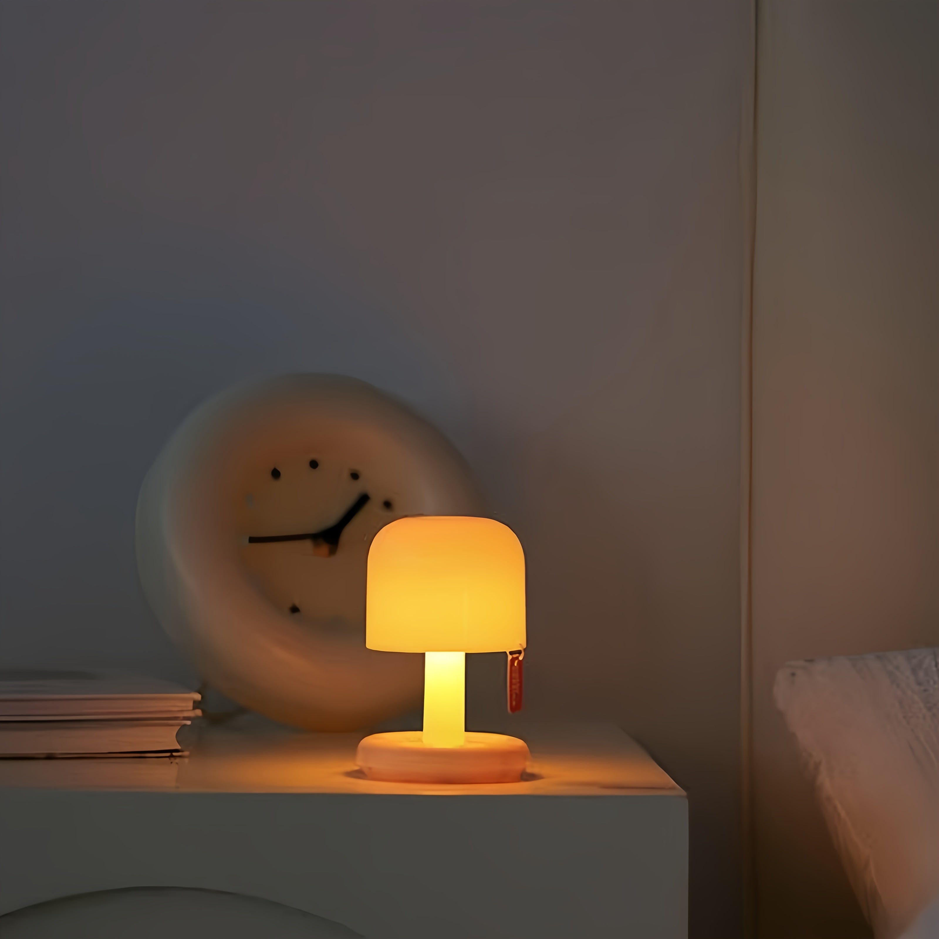 Sunset desktop creative bedroom bedside nightlight living room ambiance decorative lamp Bar restaurant decorative light Send friends Valentine's holiday gift